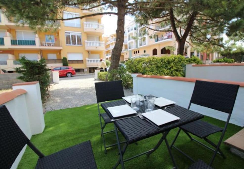 Appartement Situe A 100 M De La Plage Ampuriabrava Exterior foto